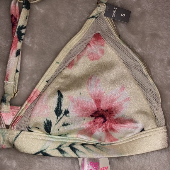 NWT Victoria’s Secret PINK Unlined White Satin Flower Racer Halter Bra - Sz S - Picture 2 of 8
